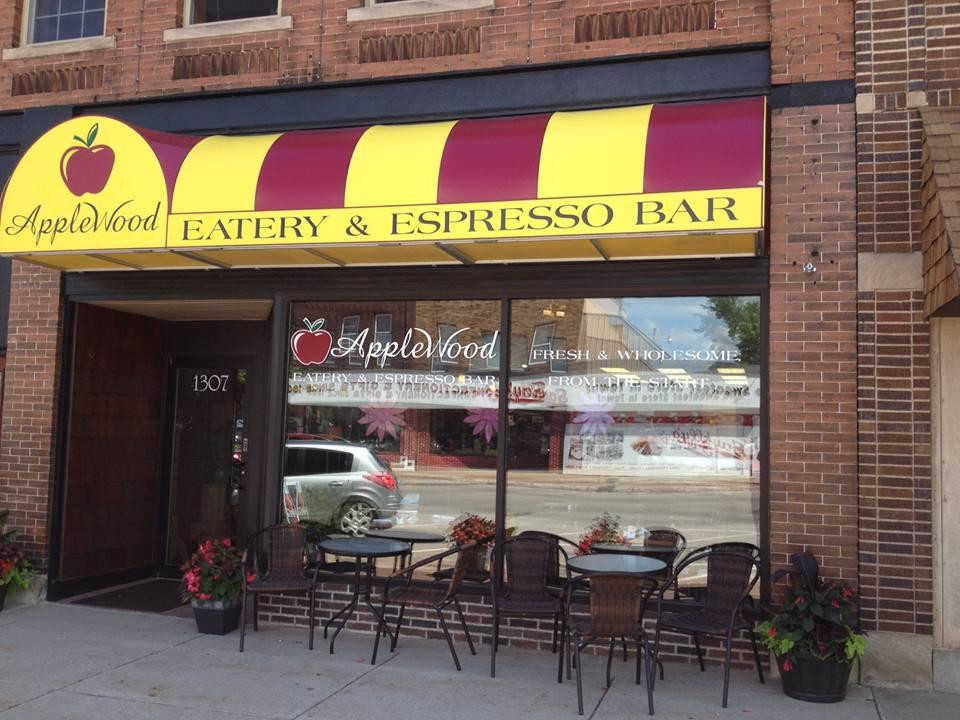 AppleWood Eatery & Espresso Bar