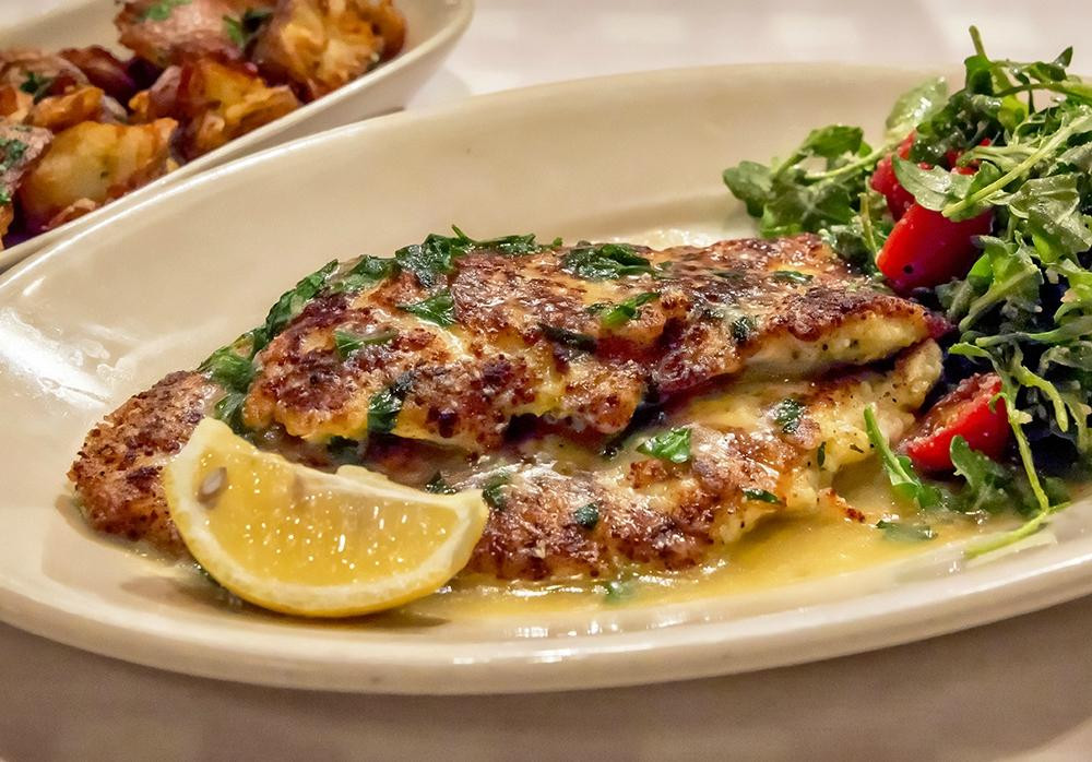 切里希尔餐馆和美食-Maggiano's Little Italy