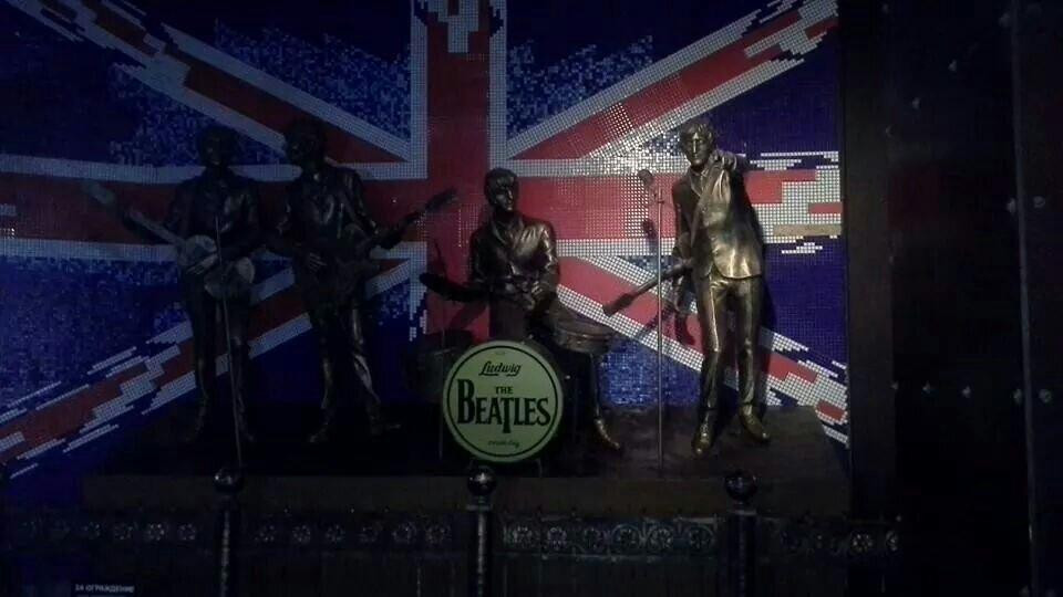 The Beatles Monument-顿涅茨克必去景点