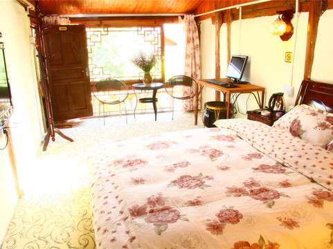 丽江快乐驿站客栈主图