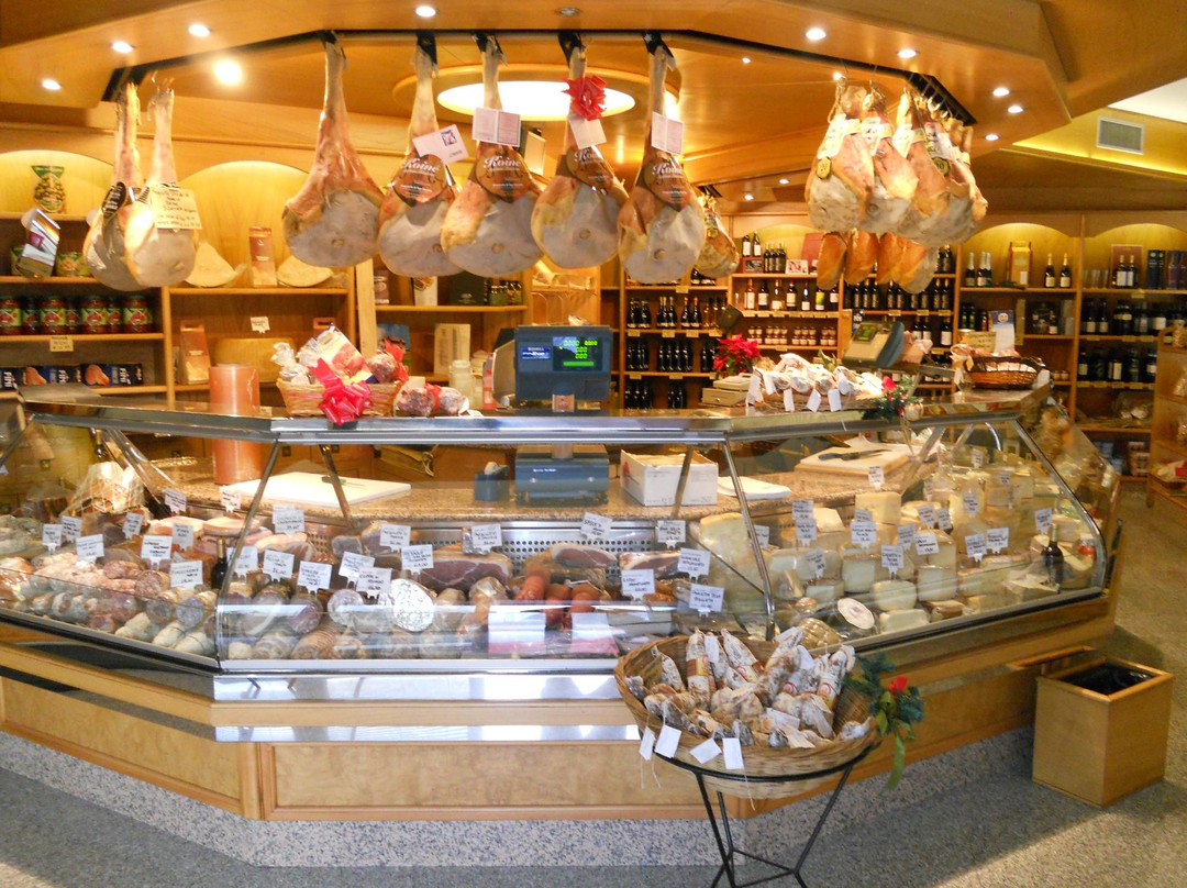 Biavarol Outlet del gusto Italiano-莫利亚诺韦内托必去景点