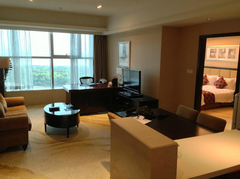 美爵深圳东方银座酒店主图