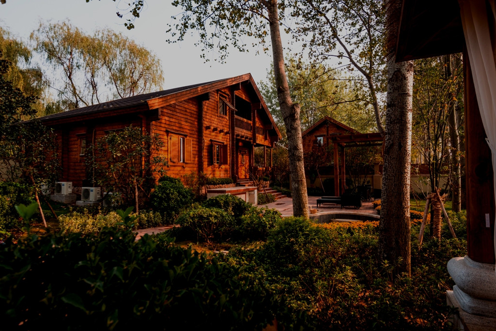 郑州果岭温泉度假酒店主图