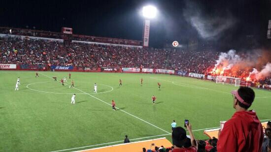 Estadio Caliente Xoloitzcuintles-蒂华纳必去景点
