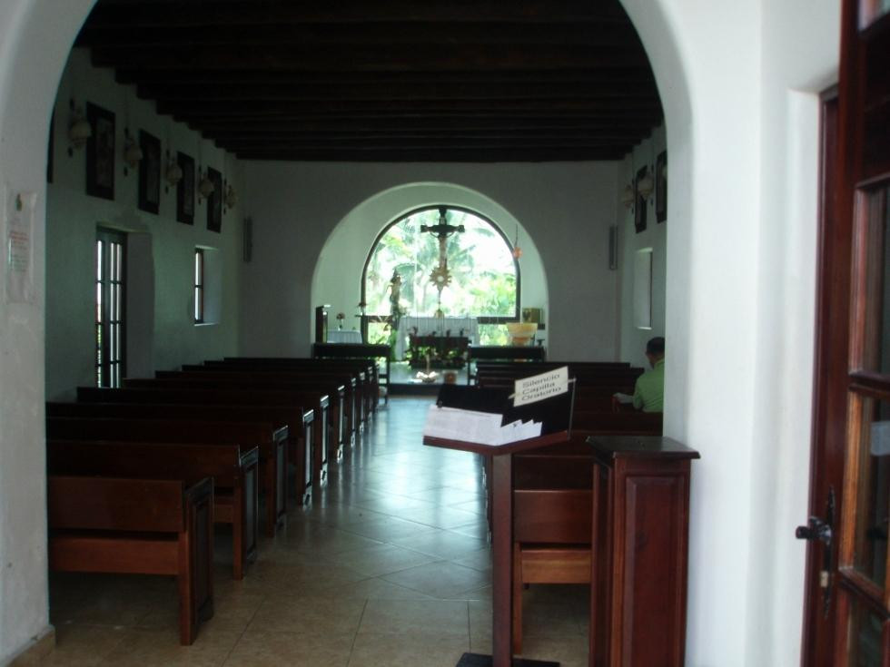 Nuestra Senora del Carmen Catholic Church景点图片