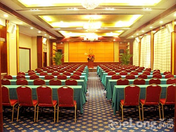 阳光商务酒店主图