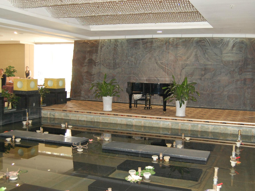 广成大酒店主图