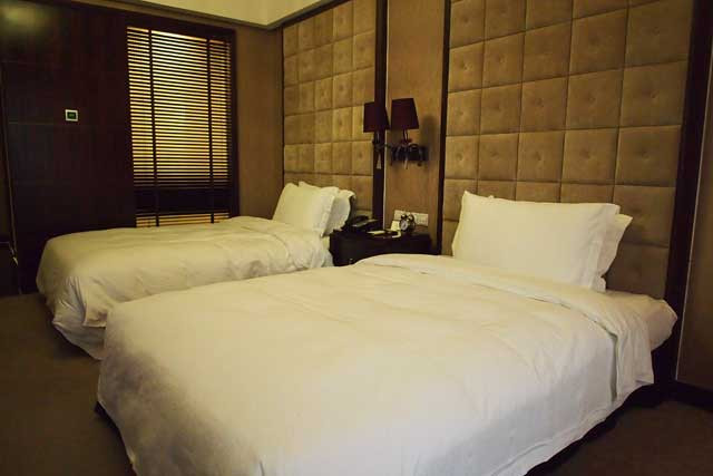 豪布斯卡酒店主图