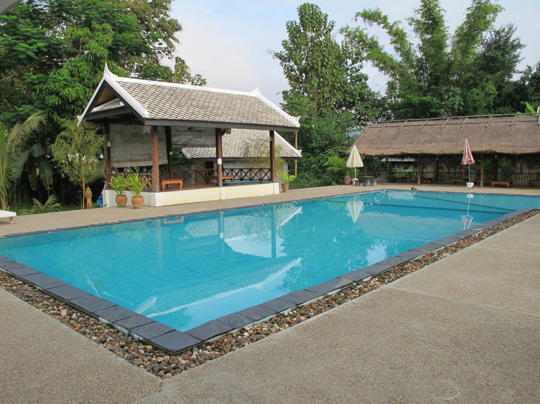 Ban Pho Touane酒店住宿-瑯勃拉邦乐园度假区