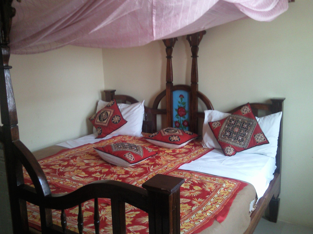 方古尼皇宫酒店主图