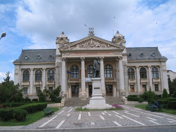 Teatrul Național Vasile Alecsandri (National Theatre Vasile Alecsandri)景点图片