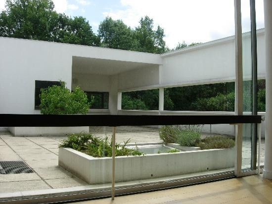 Villa Savoye-普瓦西必去景点
