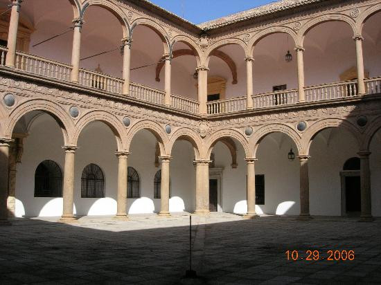 Hospital de Tavera-托莱多必去景点