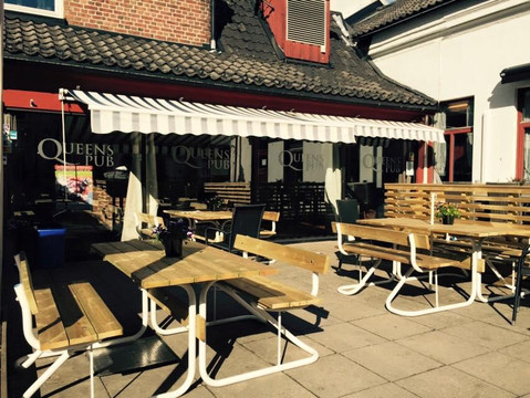 Dilling餐馆和美食-Queens Pub