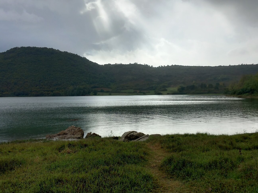 Lago di Canterno景点图片