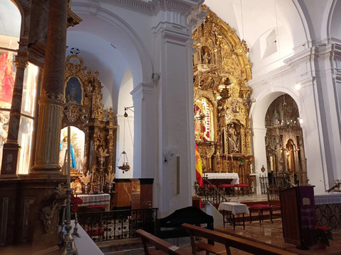 Santa Maria de la Mesa Church-萨阿拉必去景点