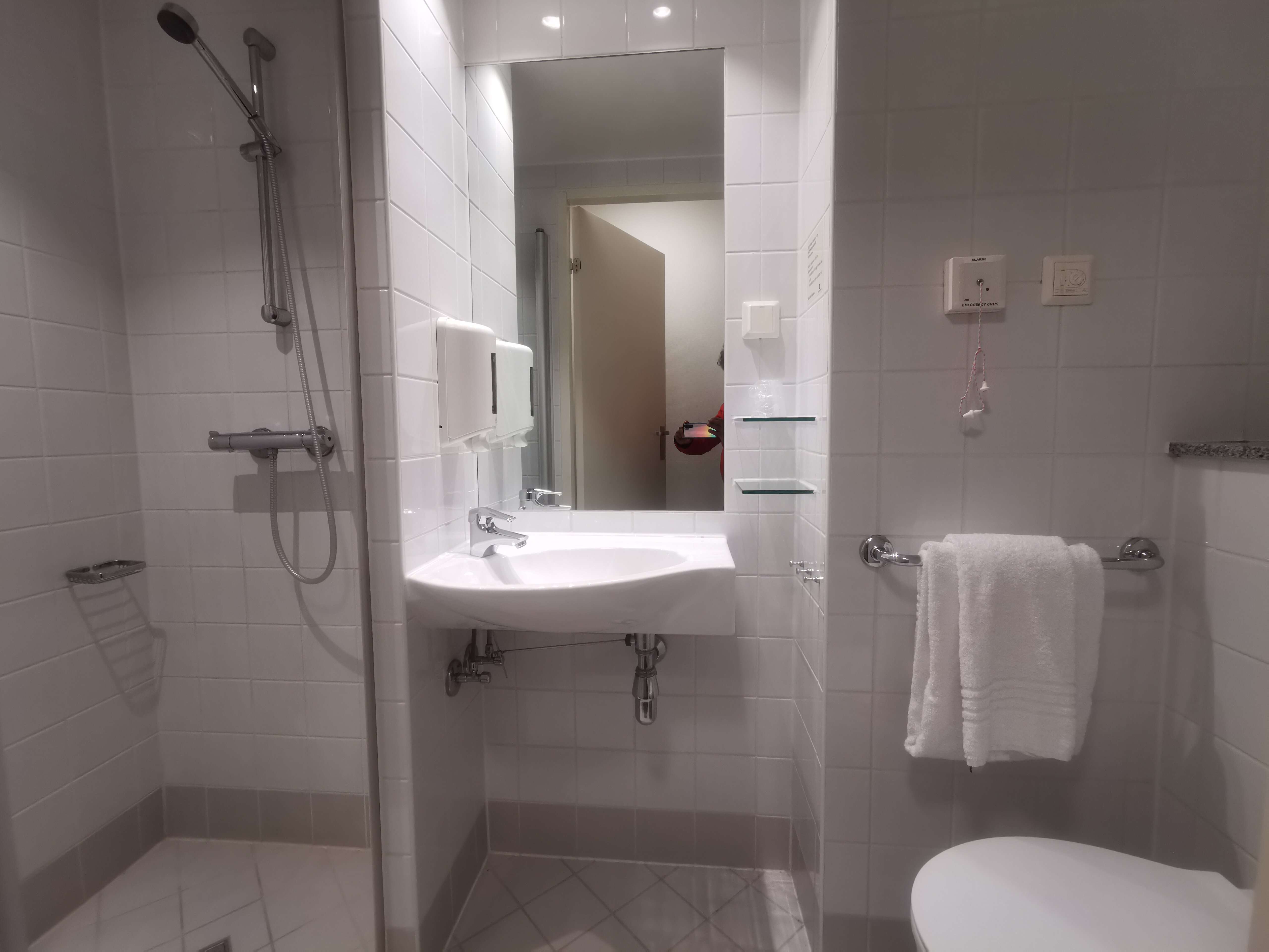 冠酒店集团-浴室