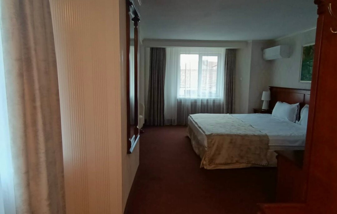 Hotel Palas主图