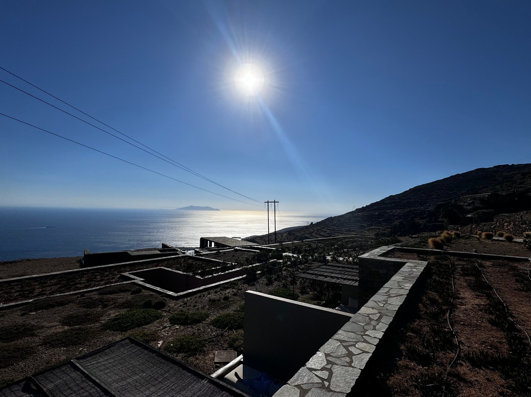 Under the Sun Cycladic Village主图