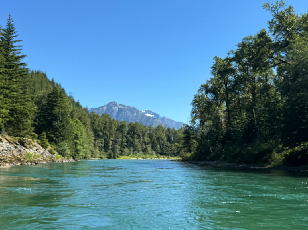 Cascadia Rafting景点图片