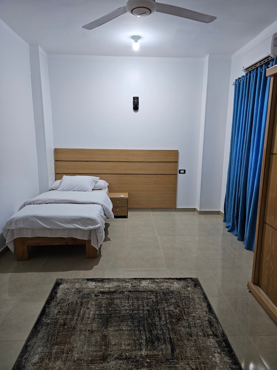 Royal Mountain-客卧