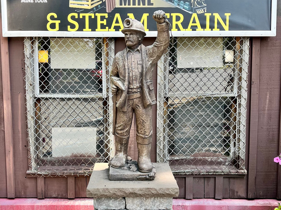 Pioneer Tunnel Coal Mine & Steam Train景点图片