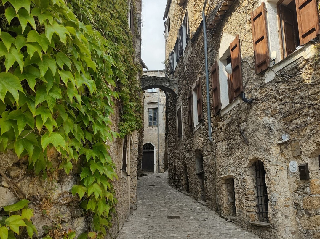 Centro Storico-Castelvecchio di Rocca Barbena必去景点