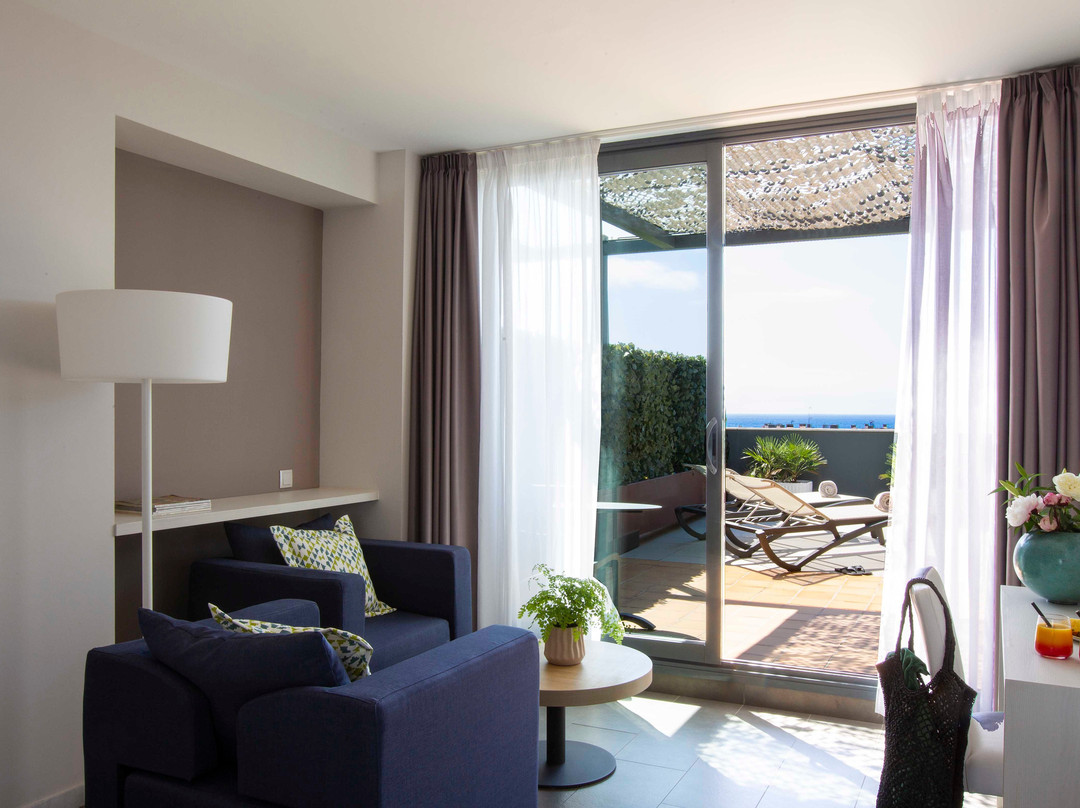 Altafulla Mar Hotel主图