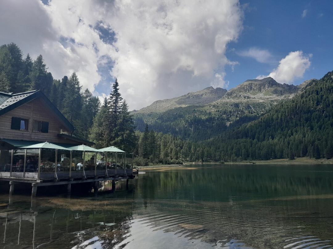 Lago delle Malghette景点图片
