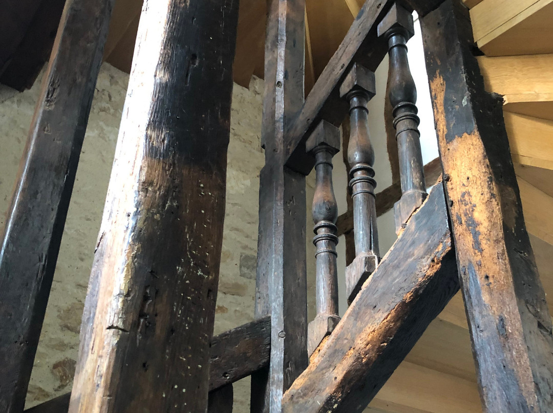 Logis Hôtel le Puits Doré主图