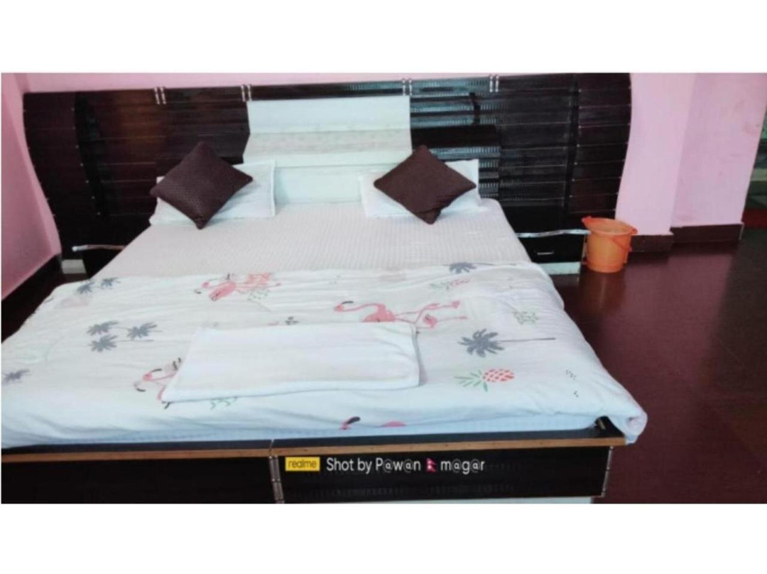 Hotel Bhagirathi Darshan主图