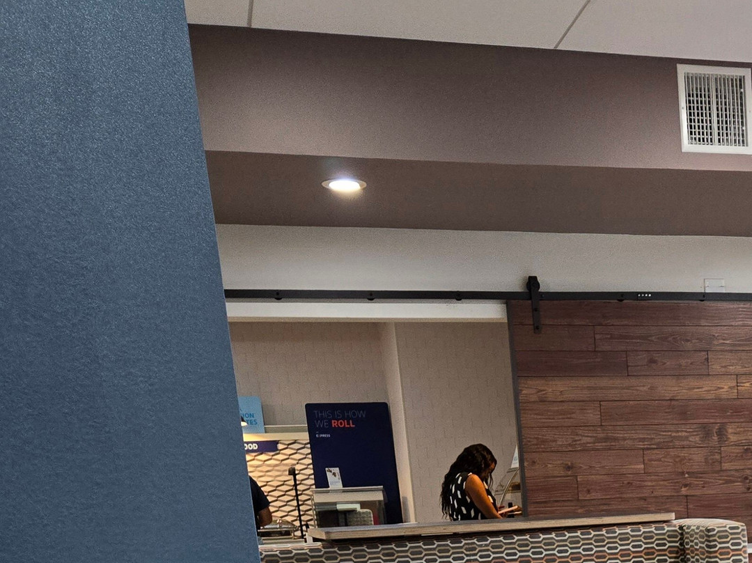 Holiday Inn Express & Suites Brookshire - Katy Freeway By IHG主图