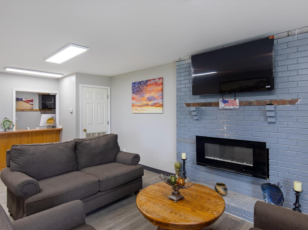 Four Seasons Country Inn主图