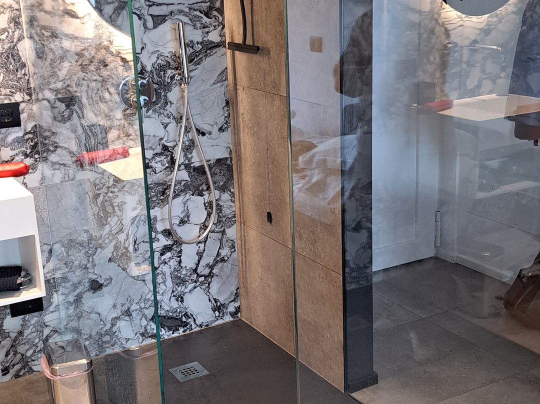 Varone酒店住宿-Visioni Rooms & Breakfast