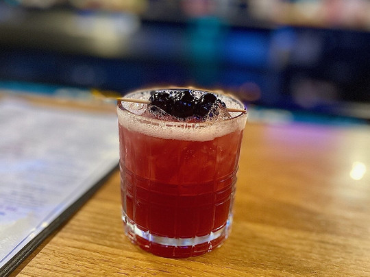 1925 PubHouse Courtyard