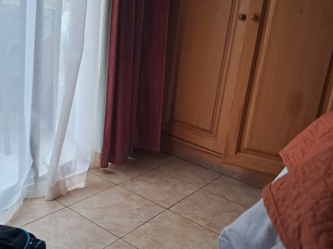 圣安德烈酒店主图