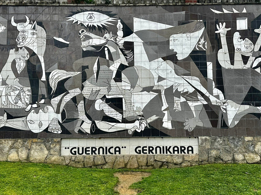 Mural del Guernica de Picasso景点图片