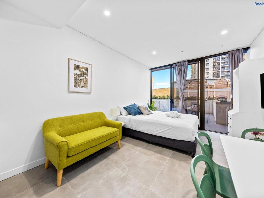 Arthur's Hotel Bondi Junction