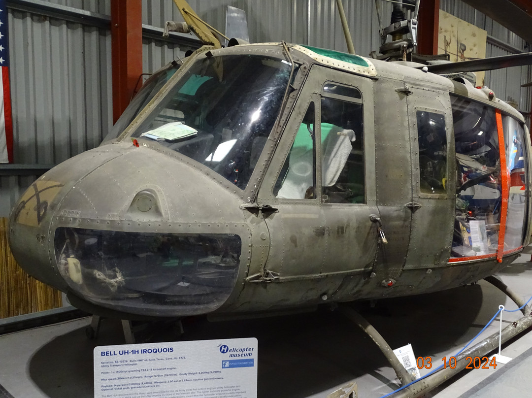 The Helicopter Museum景点图片