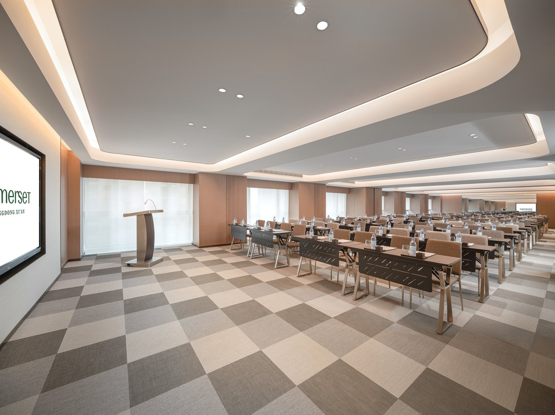 西咸新区盛捷服务公寓（上林路地铁站店）主图