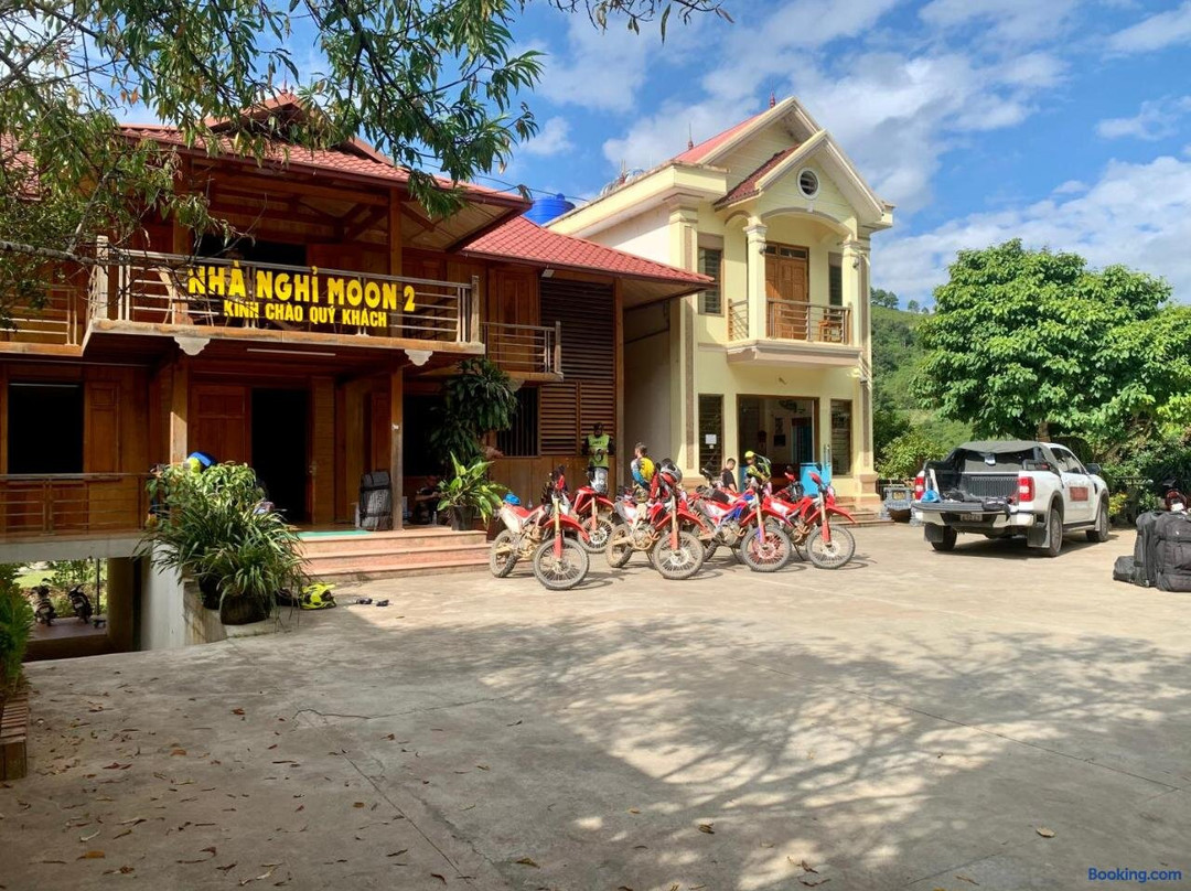Nha Nghi Moon 2