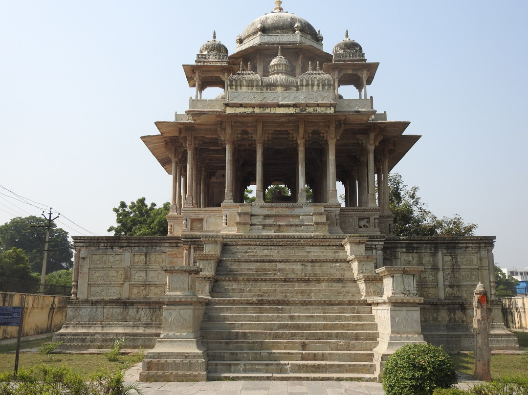 Chaurasi Khambon ki Chhatri景点图片