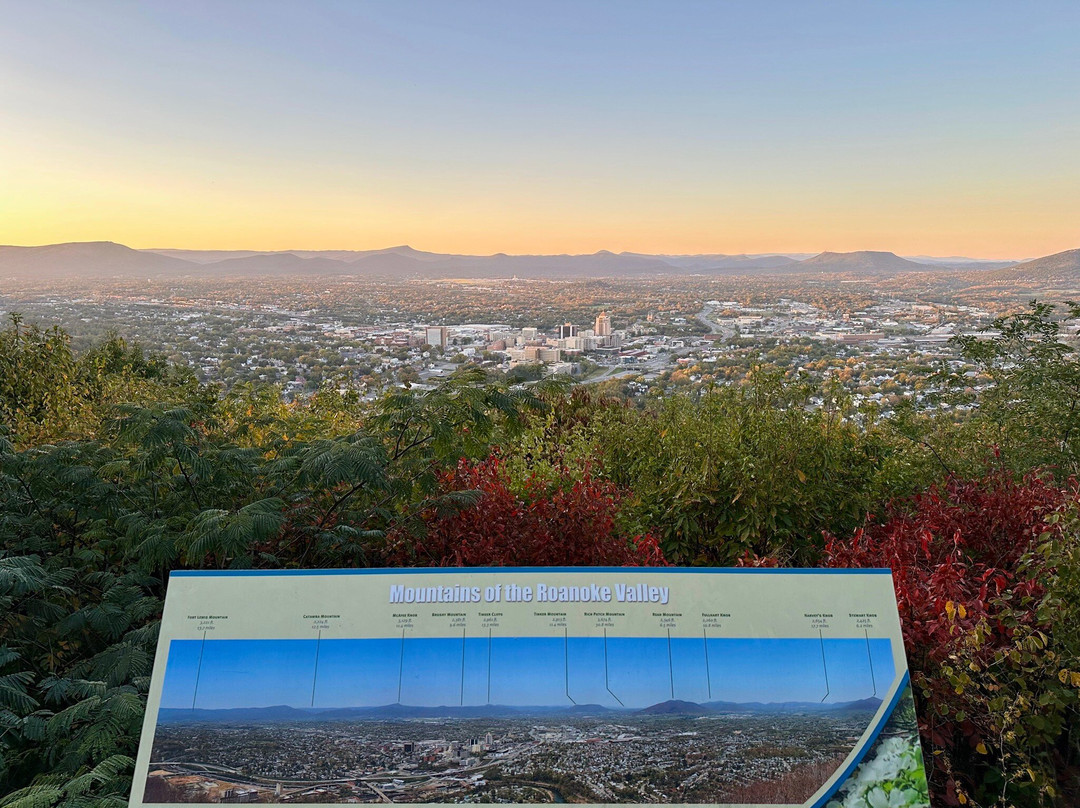 磨坊山明星公园-罗阿诺克必去景点