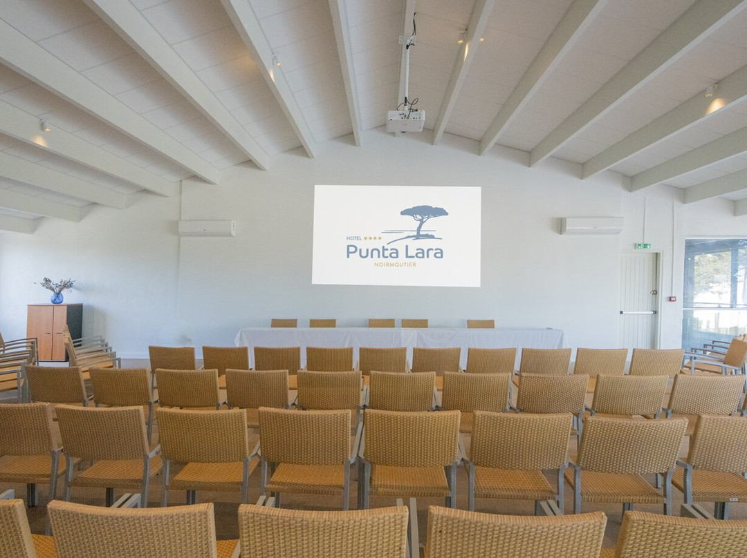 Hotel Punta Lara主图