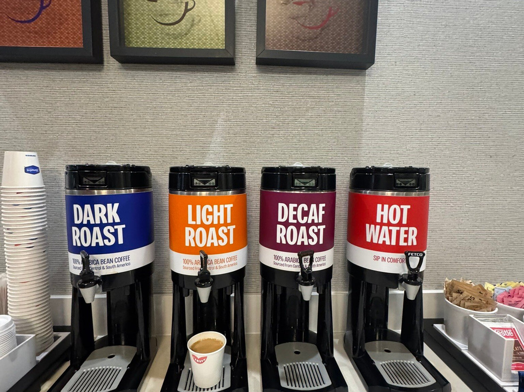 Hampton Inn Oak Grove Fort Campbell主图