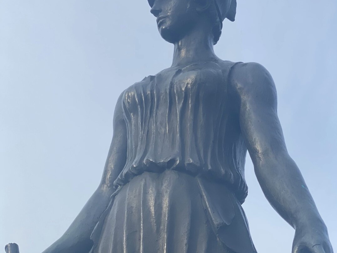 Monument K.N.Batyushkovu景点图片