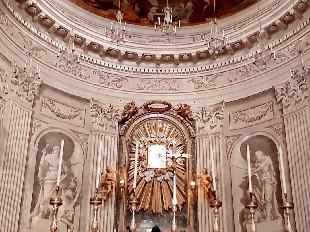 Santa Maria Assunta-Cagli必去景点