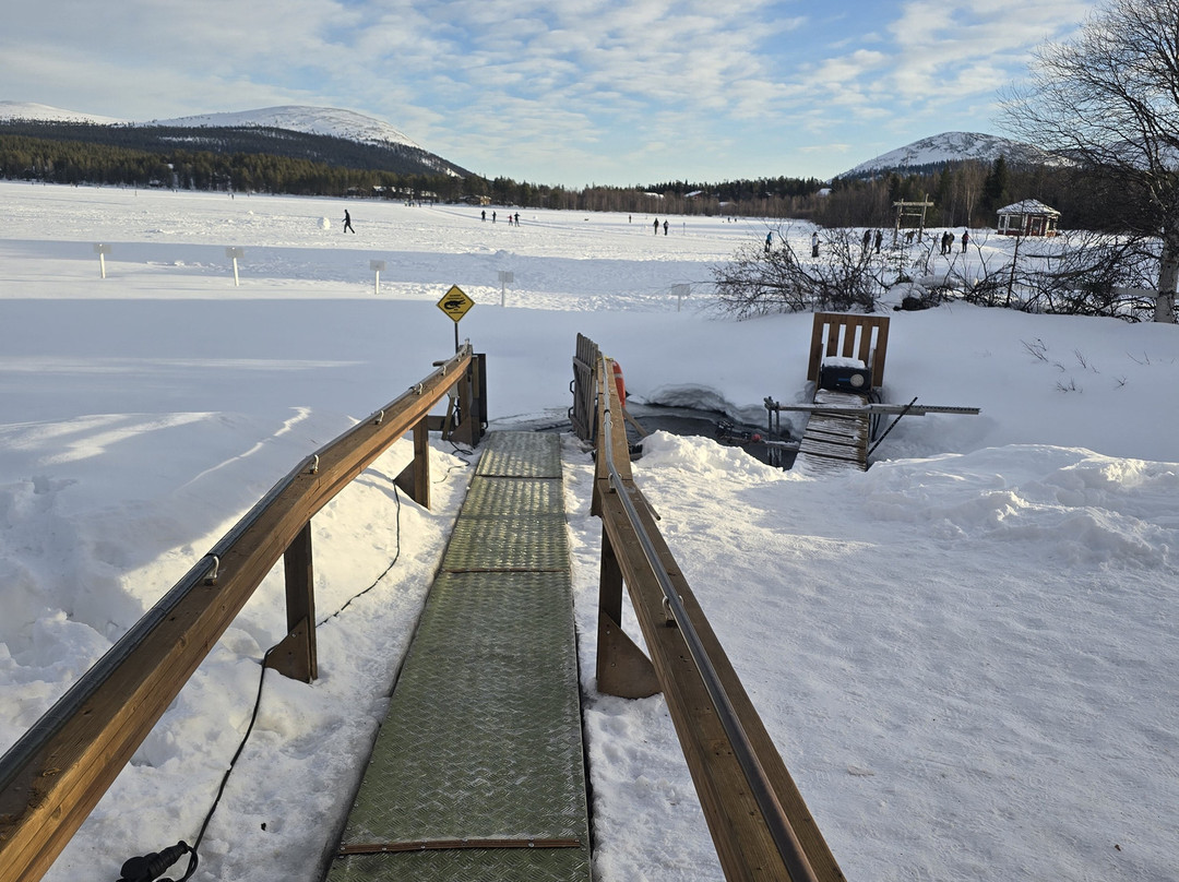 Sauna And Iceswimming-Akaslompolo必去景点