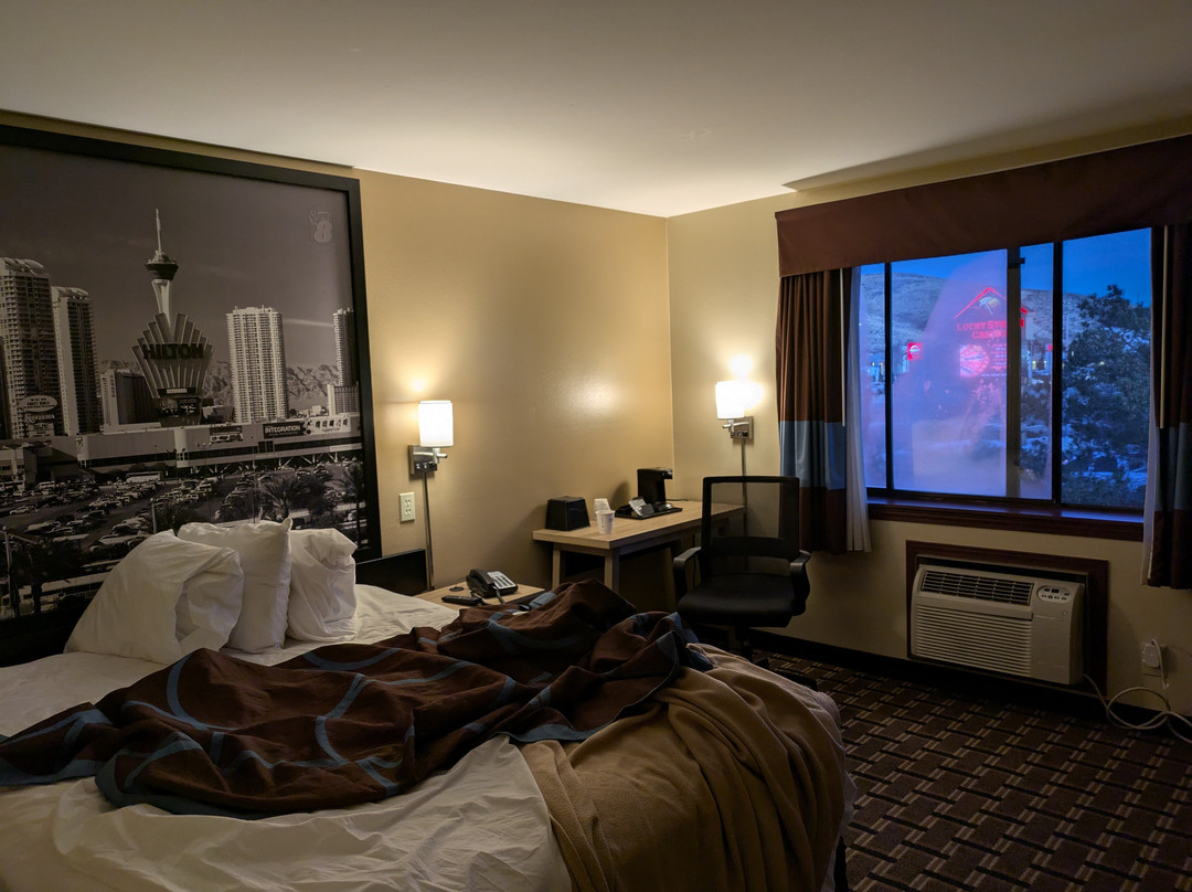 Super 8 by Wyndham Carson City主图
