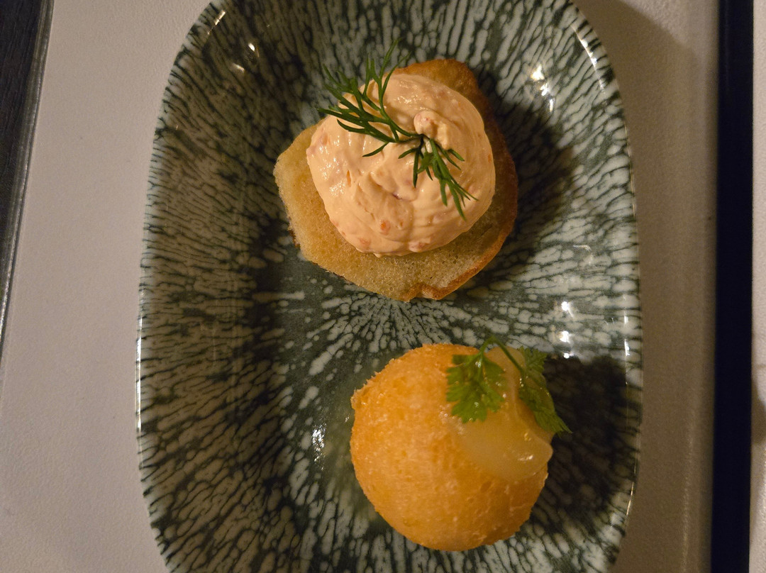 Yalbury Cottage主图